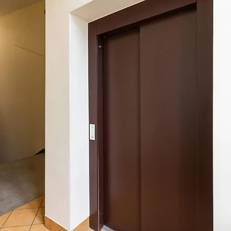 Centre Poznanska With Air-conditioning By Renters Apartment *